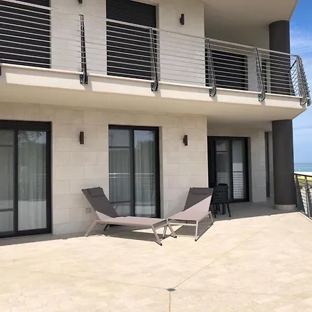 Apart-hotel Albachiara 4*