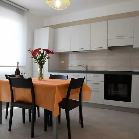 Albachiara 4*