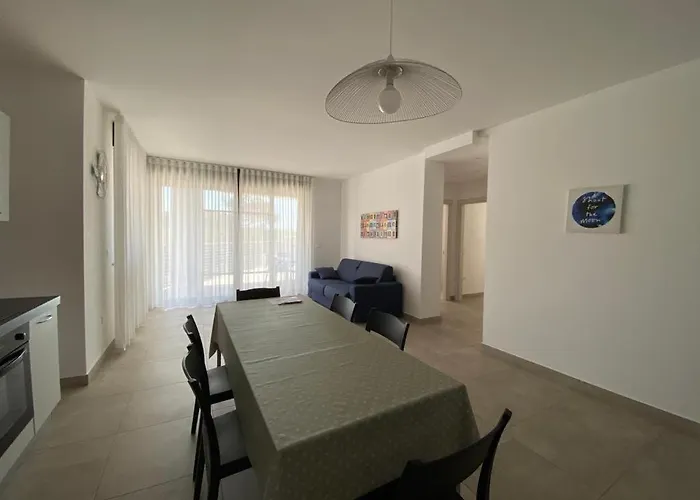 מלון דירות Albachiara 4*