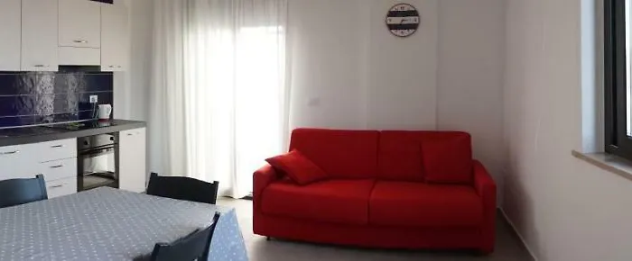 Albachiara קייאוטי